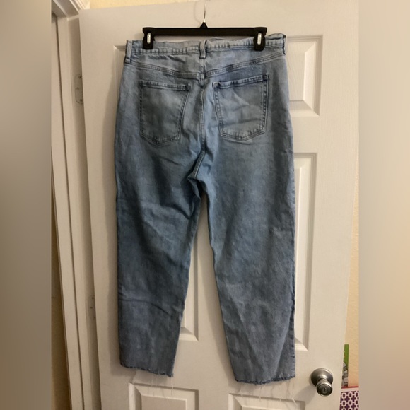 Old Navy, women’s jeans, size 16 - Picture 4 of 6